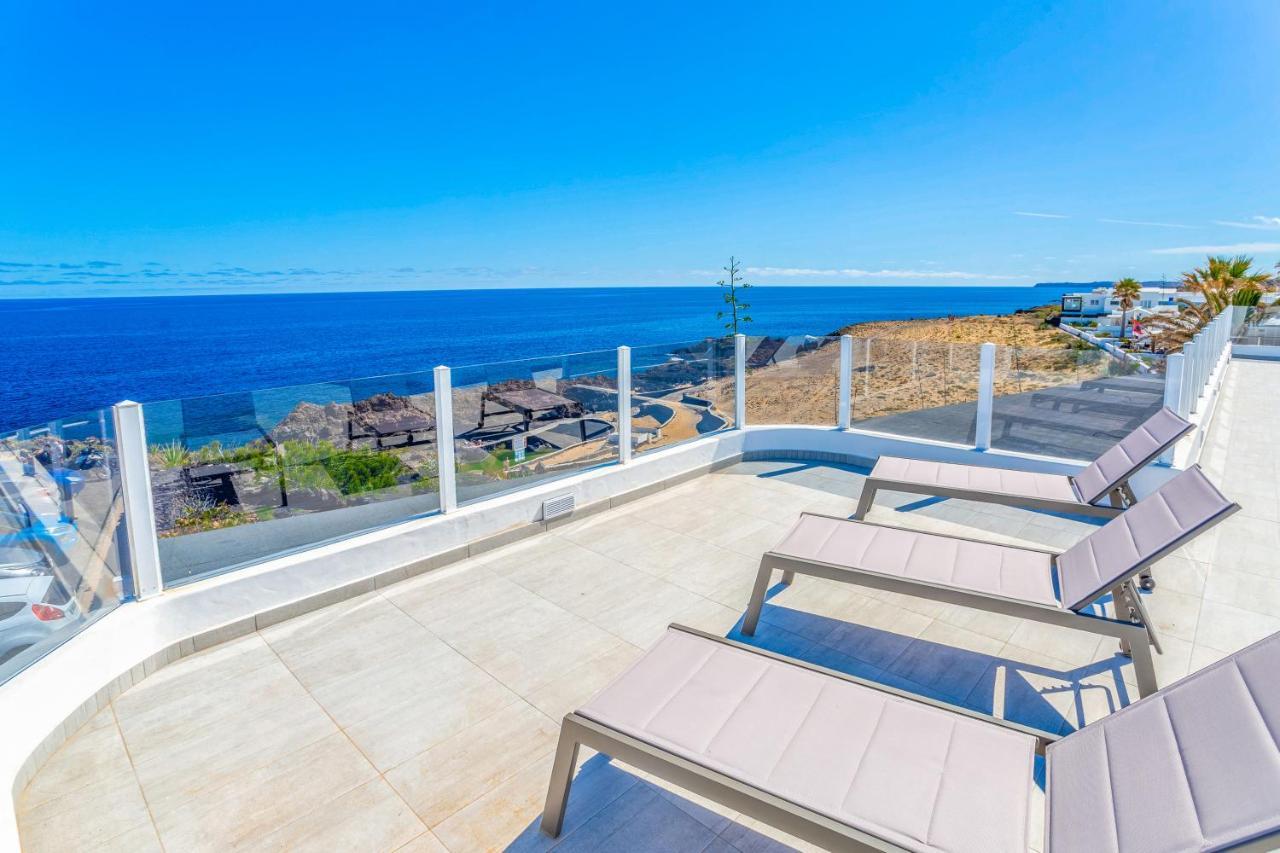 Boutique Beach Villa By Lanzarote Retreats - Private Pool - 1 Min Walk To Sea Pool Чарко-дель-Пало Екстер'єр фото