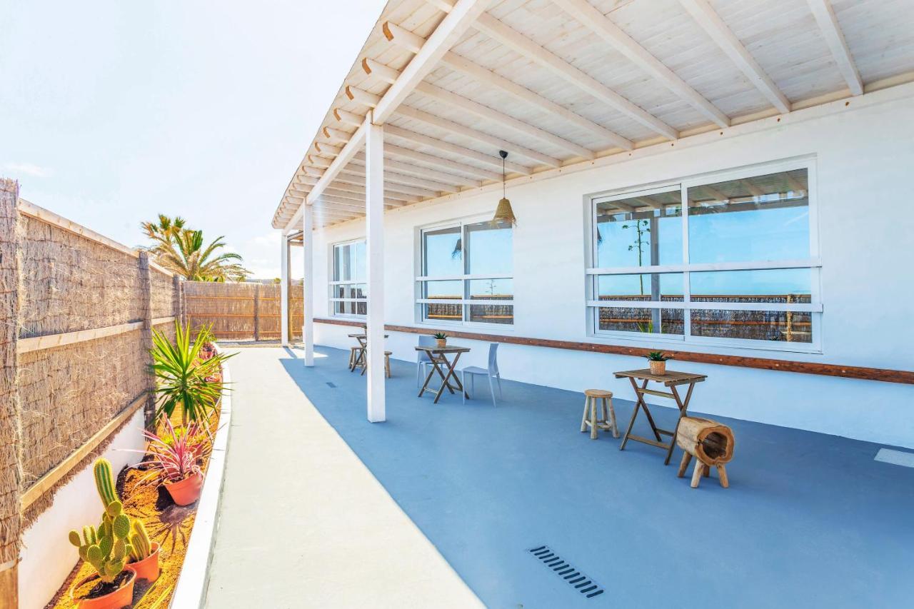Boutique Beach Villa By Lanzarote Retreats - Private Pool - 1 Min Walk To Sea Pool Чарко-дель-Пало Екстер'єр фото
